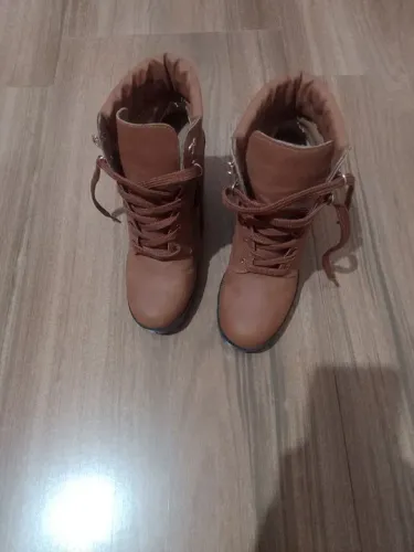 Bota de couro