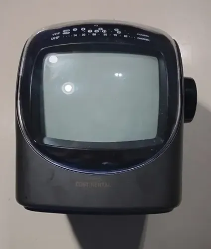 TV 5,5 " com Rádio AM/FM (Não está funcionando)