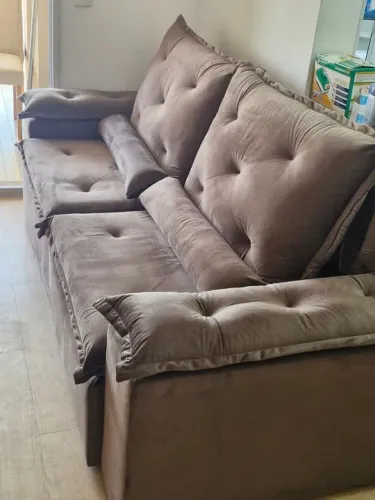 Sofá Athenas 2.30m direto da fábrica só 12x180,31 no cartão, frete grátis.
