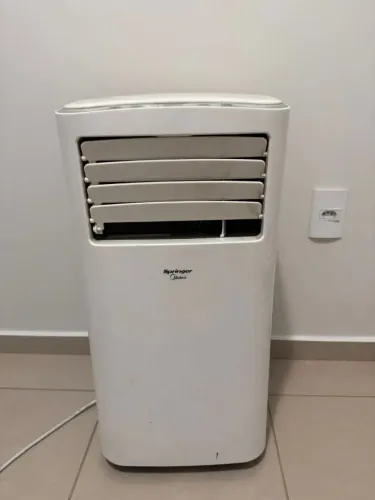 Ar condicionado portátil Midea 12000 BTUs