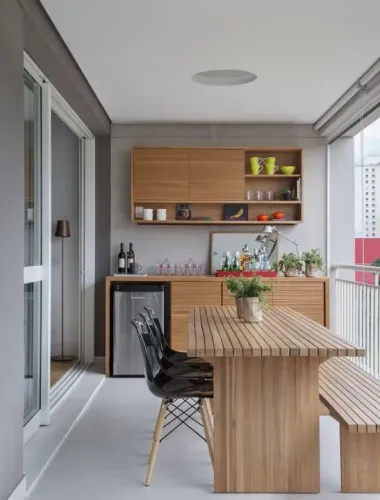 Apartamento 2 quartos , suíte e varanda no Centro do Rio de Janeiro