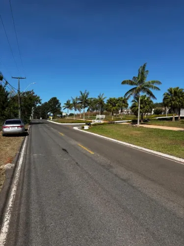 Park Way QD 25 - 4 Lotes de 2.500 m2  + 10.000 Area Verde R$ 790 Mil cada