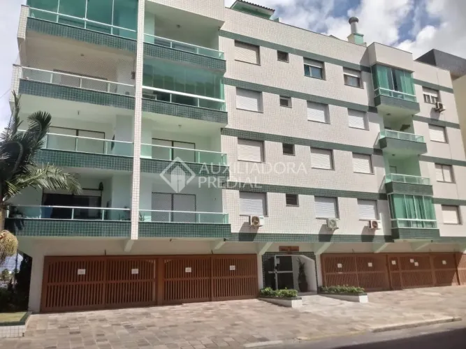 COBERTURA, 03 QUARTOS 01 VAGA DE GARAGEM EM CAPÃO DA CANOA