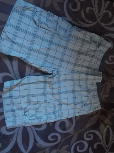 Bermuda masculina em  Brin Xadrez novíssima!