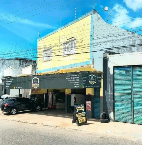 Prédio Comercial na Av. Desembargador Maynard