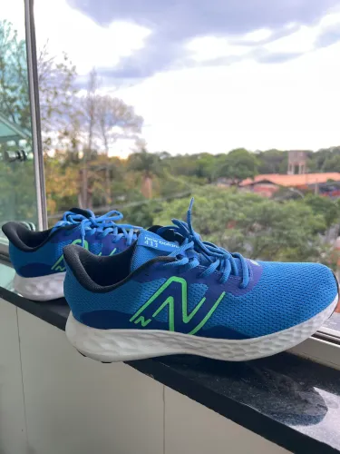 Tênis new balance