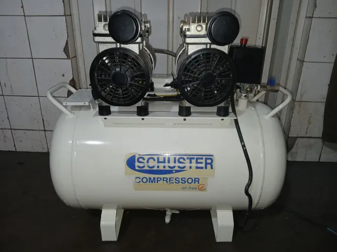 Compressor de ar Schuster oil free...