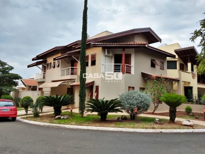 Casa à venda no Condomínio Okinawa em Paulínia/SP.