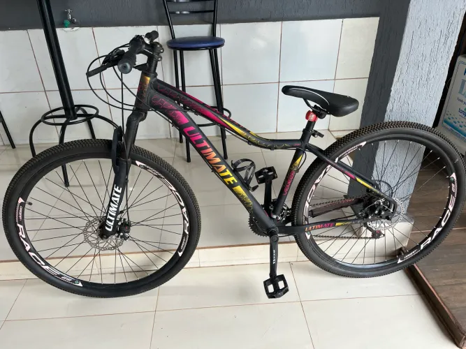 Vendo bicicleta Aro 29 semi-nova