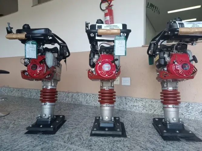 COMPACTADOR A GASOLINA DYNAPAC