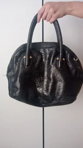 Bolsa Arezzo grande de mão 40x30