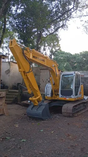 Escavadeira New holland E135b,2013