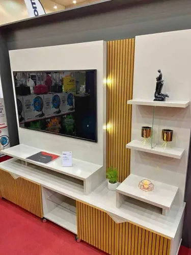  home para sala ripado suportando tv de até 55 polegadas com rodizios - Montagem gratis