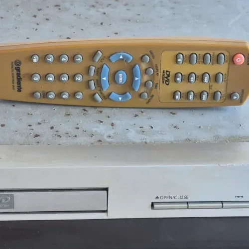 Gradiente D-400 Multimidia DVD Player