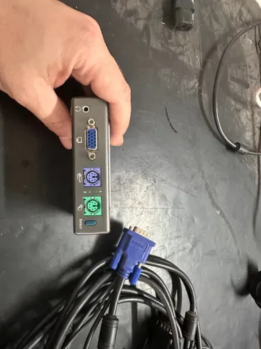 KVM Switch 2 Portas PS2 VGA 