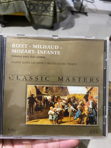 COLEÇÃO CLASSIC MASTERS - 65 CDs + Apostilas