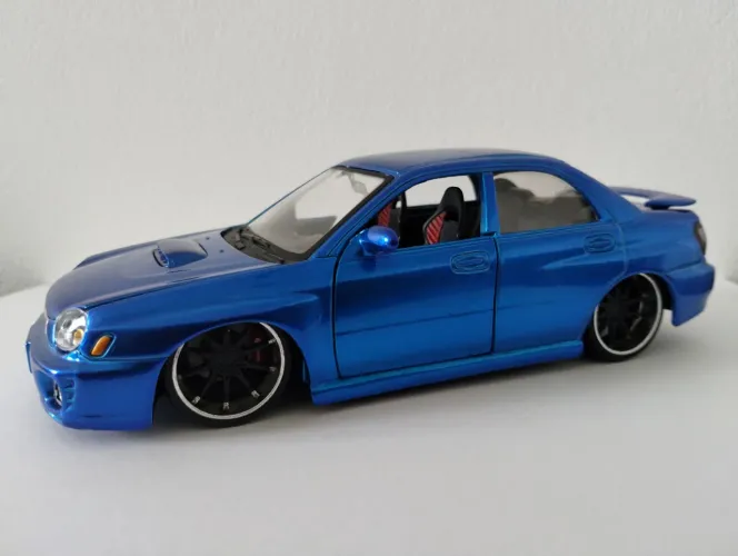 Miniatura Subaru impreza WRX 1/24 Maisto 