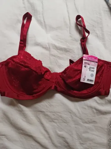 Sutiã rendado vermelho DeMillus