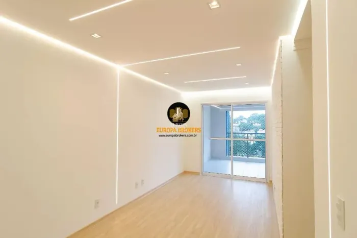 Apartamento - 2 dorms, 1 vaga - Vila Santa Catarina