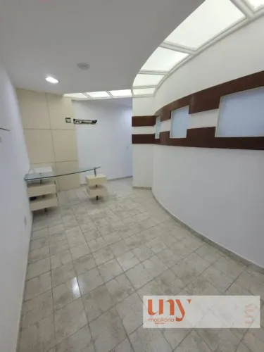 Sala comercial com 38 m² no bairro dos Estados