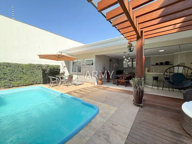 SOBRADO DE 3 QUARTOS NO LEBLON - PARANAGUÁ - QUE DEFINE O QUE É MORAR BEM