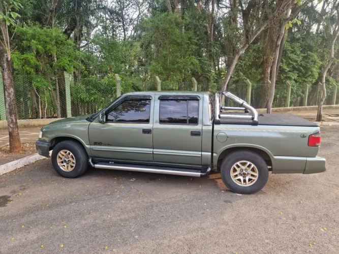 Chevrolet S10 Pick-up Executive CD 4.3 2000