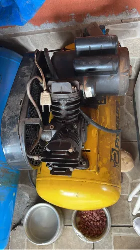 Vendo  equipamentos odontológicos 