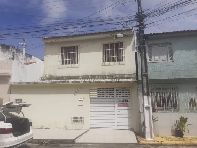 Vendo Casa no bairro Santo Antônio