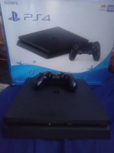 PS4 slim