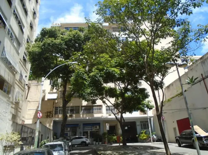 Adm MASSET, + de 65 anos no mercado, ALUGA