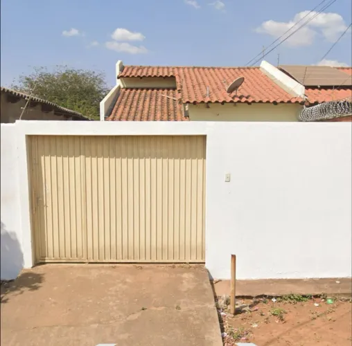 Casa para alugar 2x4 sala americana ? garagem 2 veículos RUA: R-17, QD 54 LT 17 APARECIDA