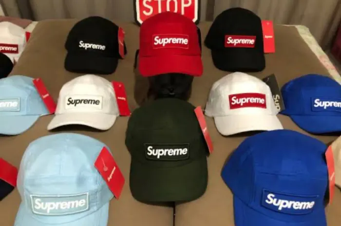 Bonés Supreme Variados - Cores