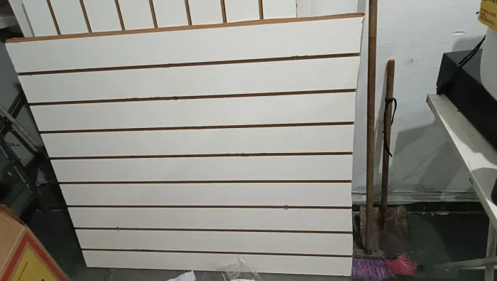 Painel canaletado grande branco 180cm x 120cm