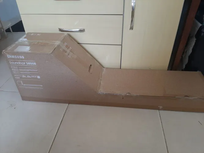 Soundbar Samsung S800B som de cinema nova