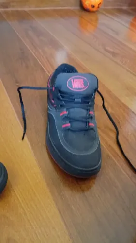 Tênis Vans Speed LS