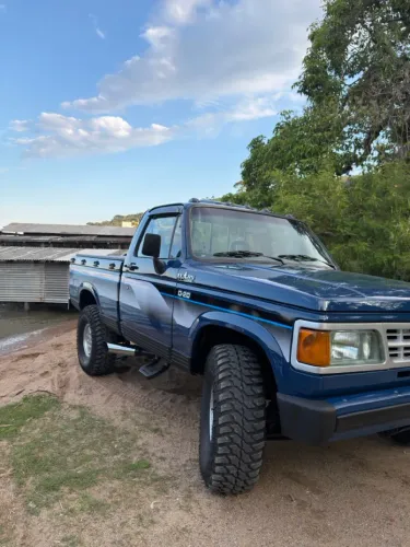 Chevrolet D-20 S / Luxe 3.9/4.0 Diesel 1995