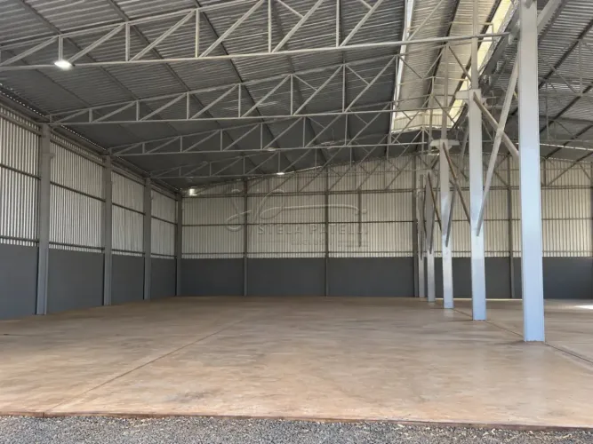 Imóvel comercial de 1.500m² com 03 salas para locação e venda - Recreio Anhanguera