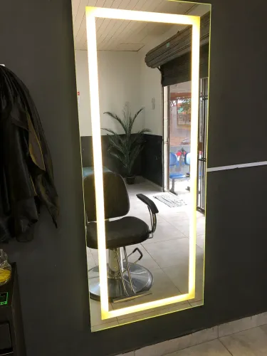 Espelho de led, luz interna