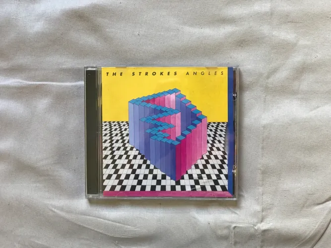 Cd The Strokes - Angles