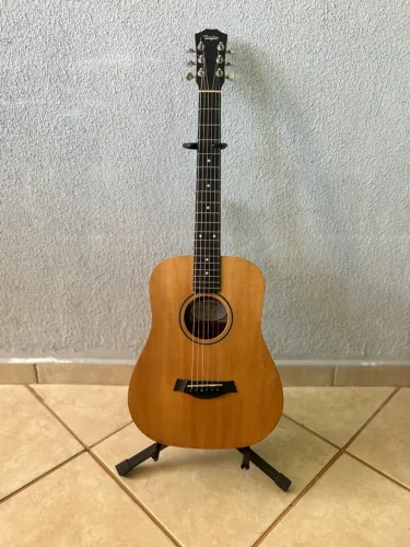 Violão Taylor BT1 Walnutt Baby