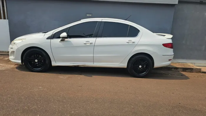 Peugeot 408 Sedan Griffe 1.6 Turbo 16V 4P Aut. 2013