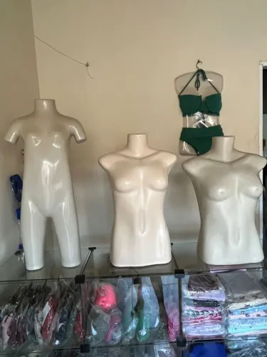 Manequins