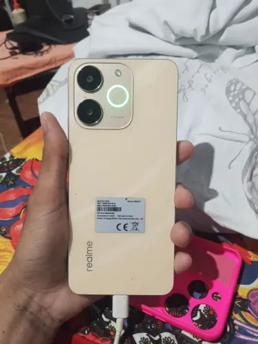 Smartphone Realmente Note 70