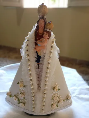 Escultura de Nossa senhora de Nazaré