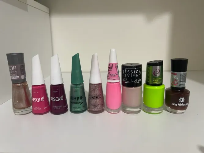 Kit de esmaltes + opção unitária 