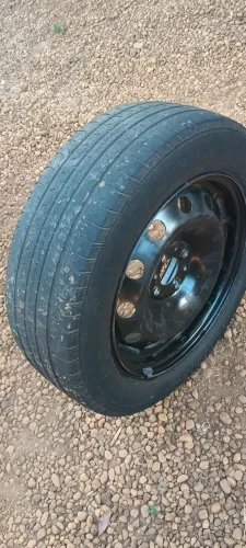 Roda de ferro aro 15 Fiat + pneu bom estado