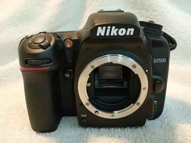 Câmera Nikon D7500