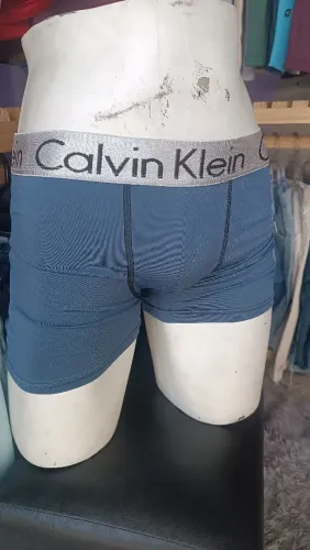 MANEQUIM DE CUECA