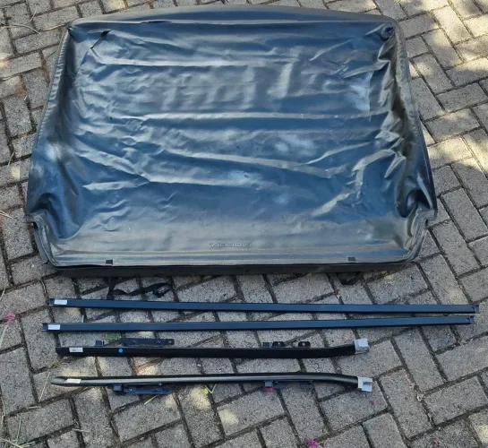 Capota maritima Mopar Fiat Toro Original para restaurar