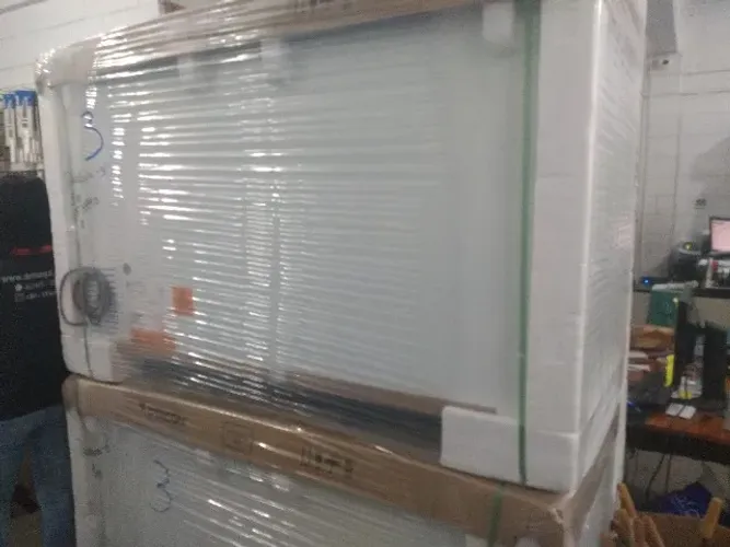 Freezer Horizontal Porta Cega e Porta de Vidro - 220V